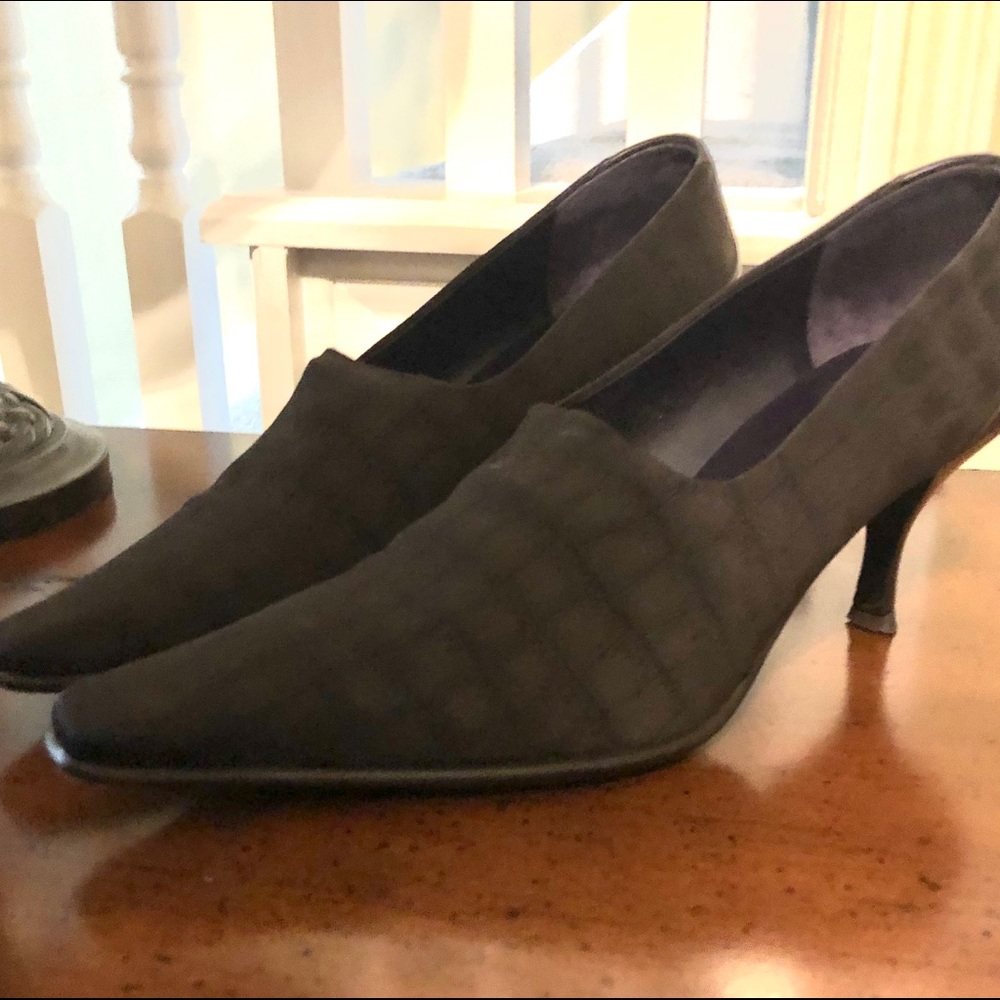 COPY - Donald J Pliner - Brown Stretch Lacia Pumps